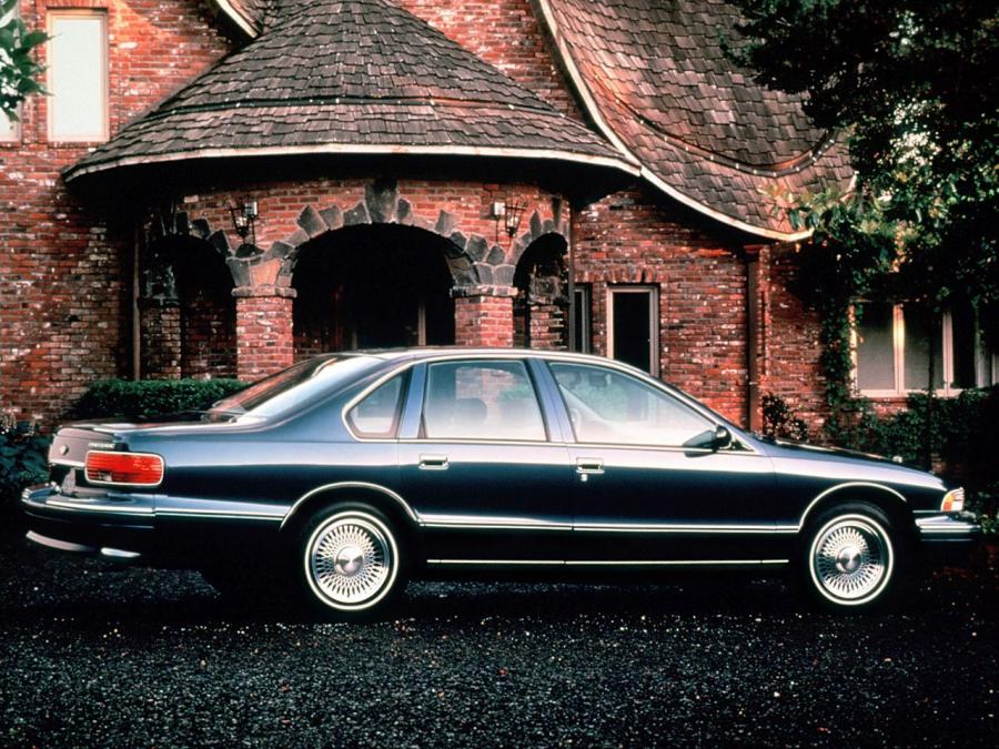  Chevrolet Caprice Classic 1993 года  (фото 13 из 17)